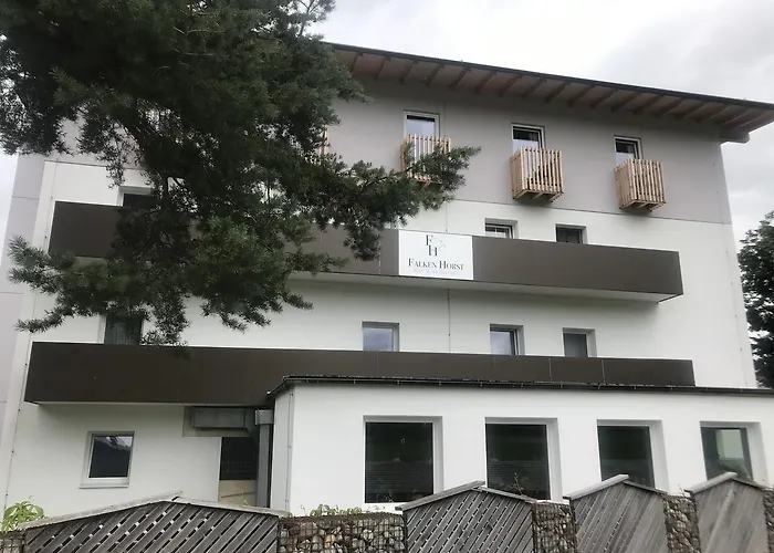 Falken Horst Lienz