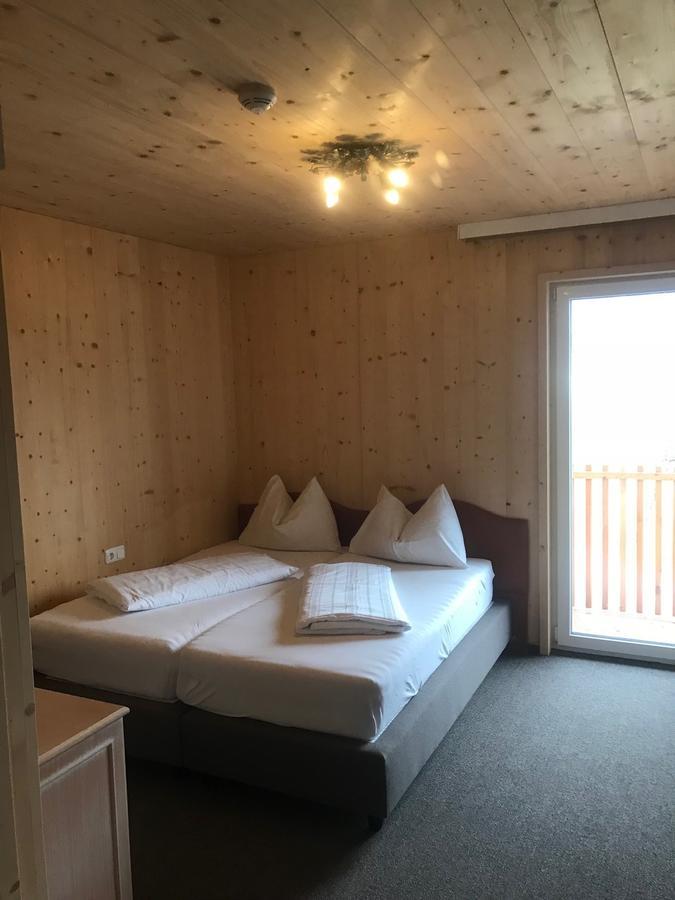 Falken Horst Hostel