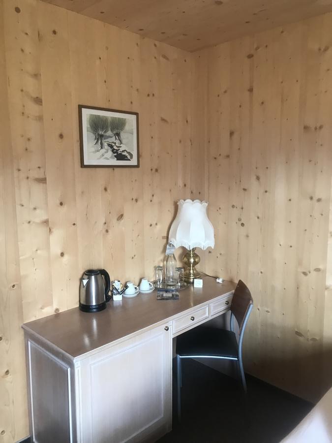 Hostal Falken Horst *